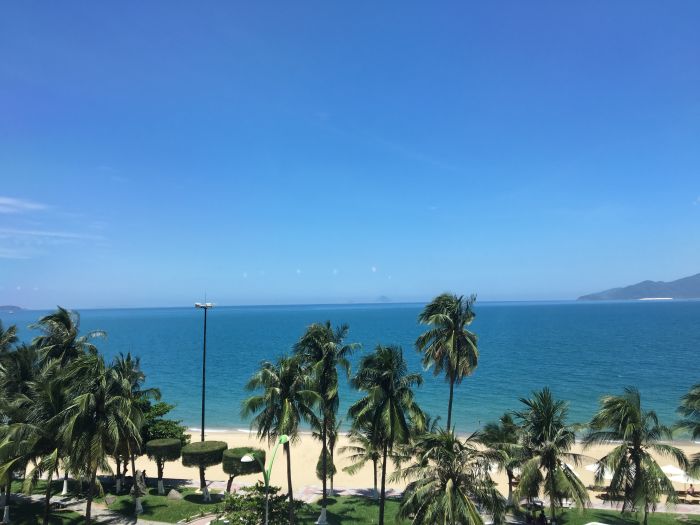 ニャチャンは海が綺麗な観光地|空港からの行き方や気候なども紹介